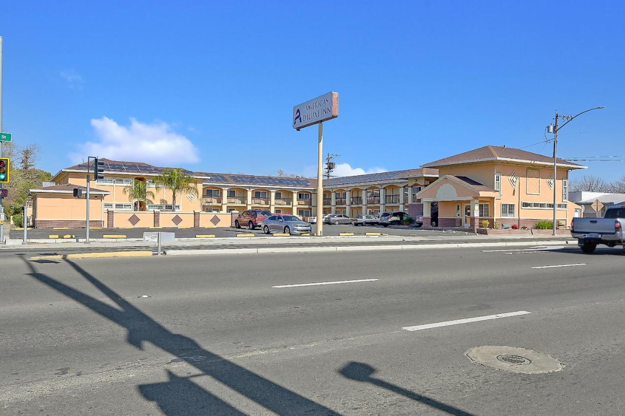 Americas Deluxe Inn- Мэрисвилл Экстерьер фото
