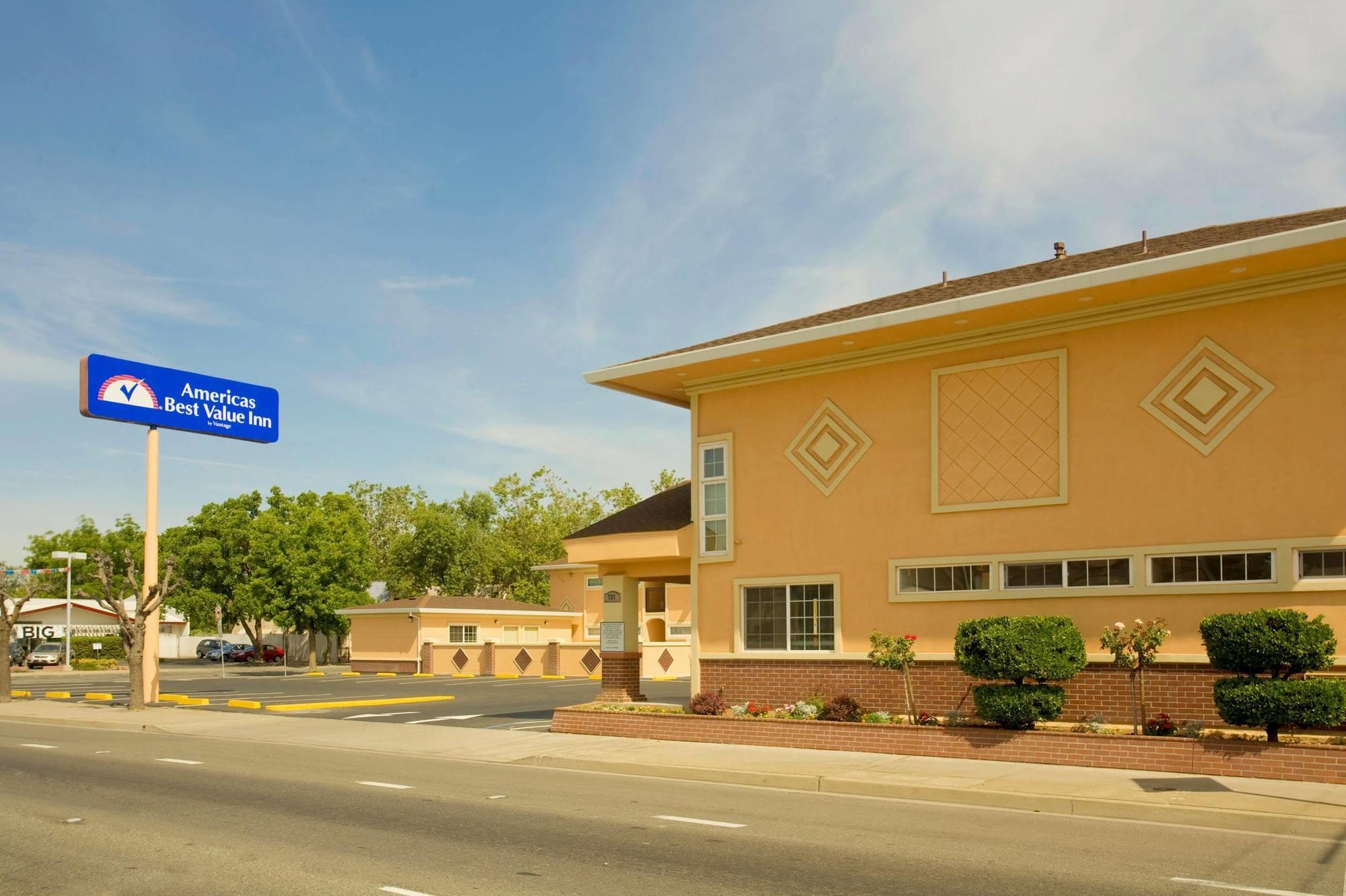 Americas Deluxe Inn- Мэрисвилл Экстерьер фото